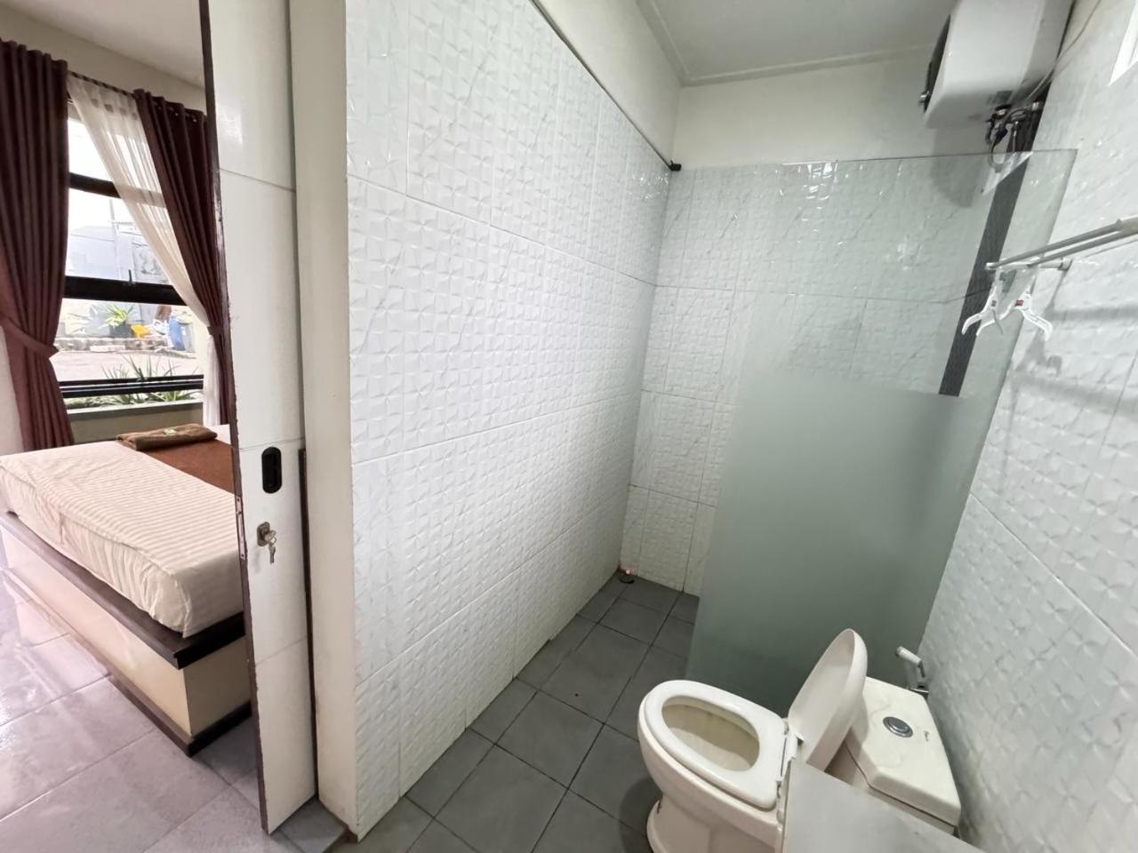 Fakhira Residence Hotel Cianjur Kültér fotó